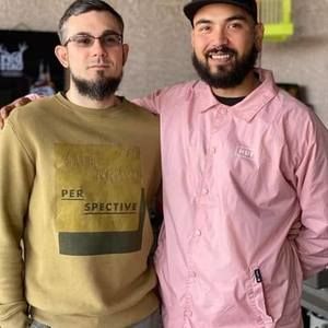 Meet your Posher, Damien